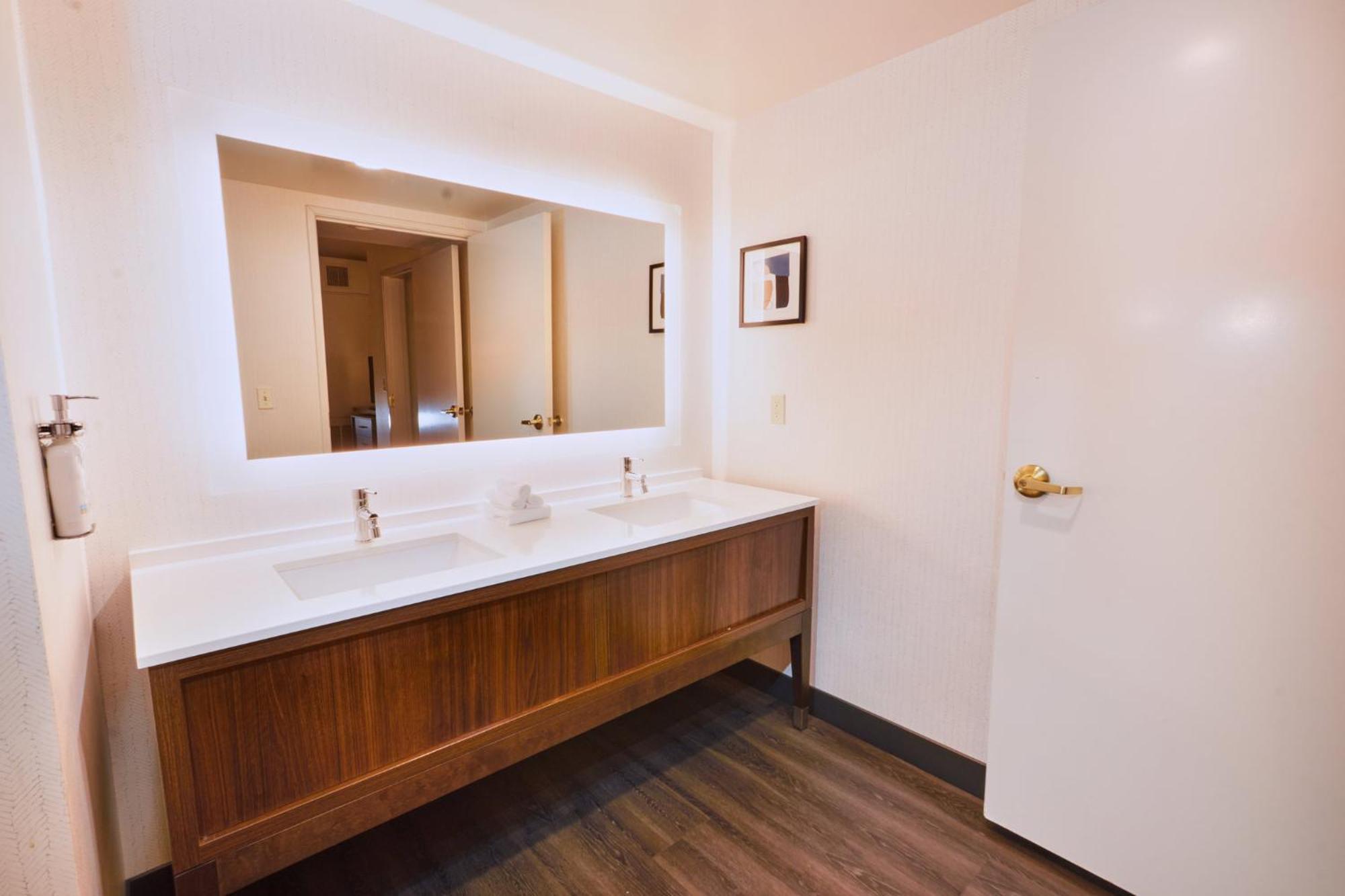 Holiday Inn Oakland Airport By Ihg Eksteriør bilde
